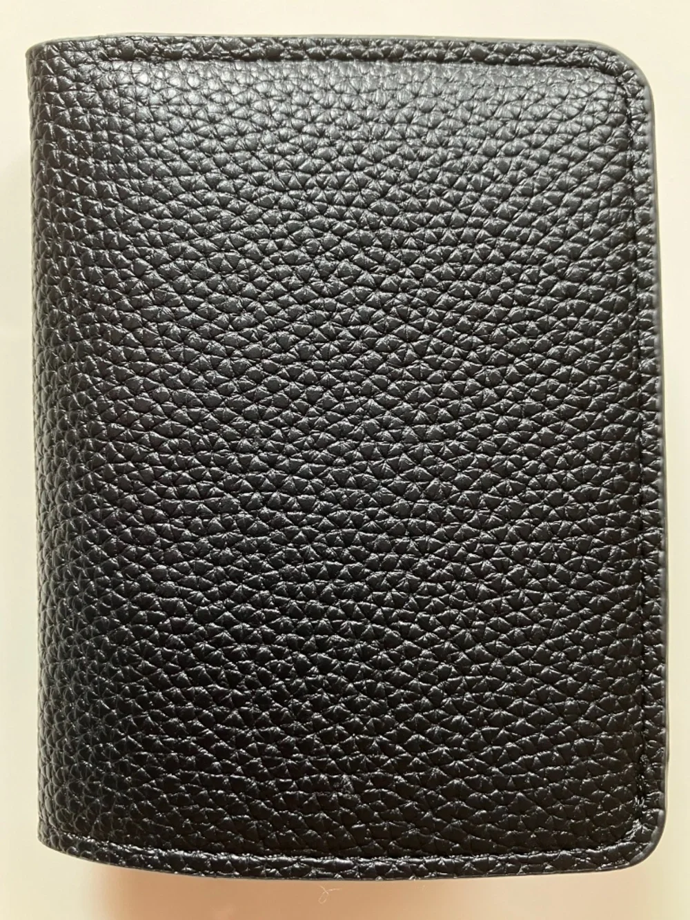 Attitude Unknown lightweight leather